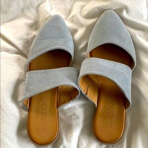 Bueno Women's Blue Suede Mules